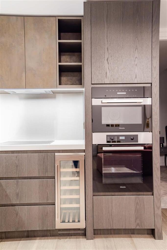 Kitchen           .jpg