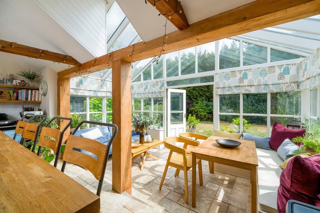 144px-Willow Cott...