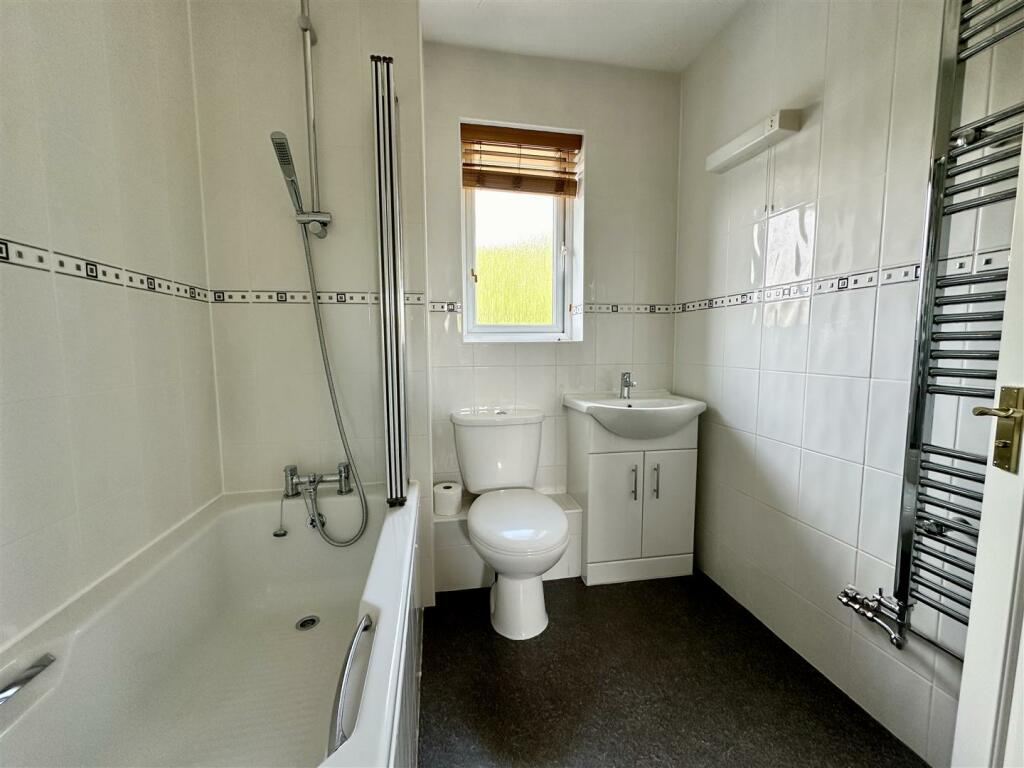 bathroom.JPEG