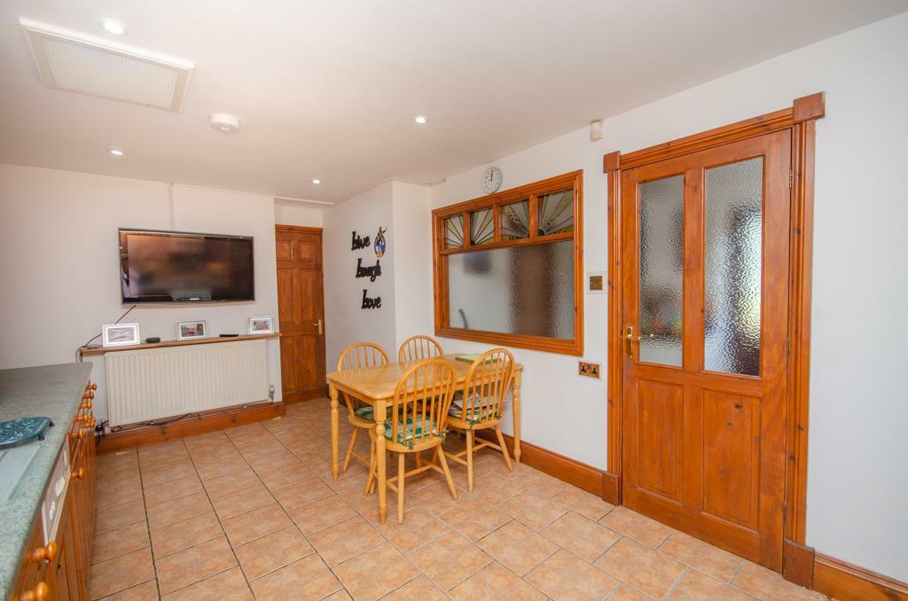 Embassy Walk-052.jpg