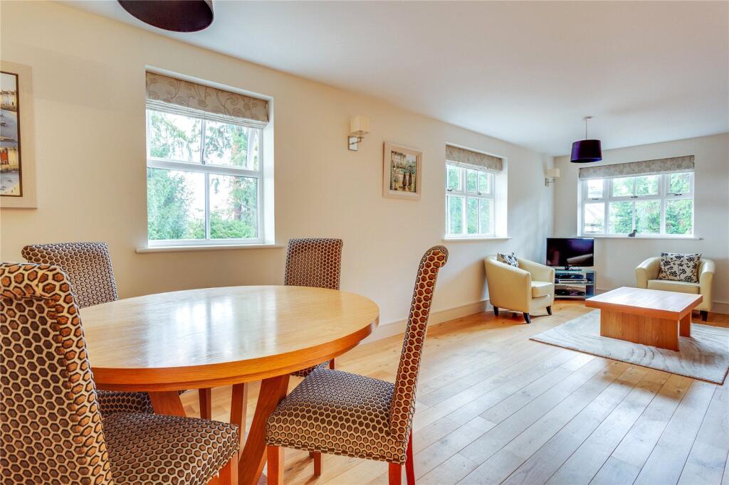 Living/Dining Room