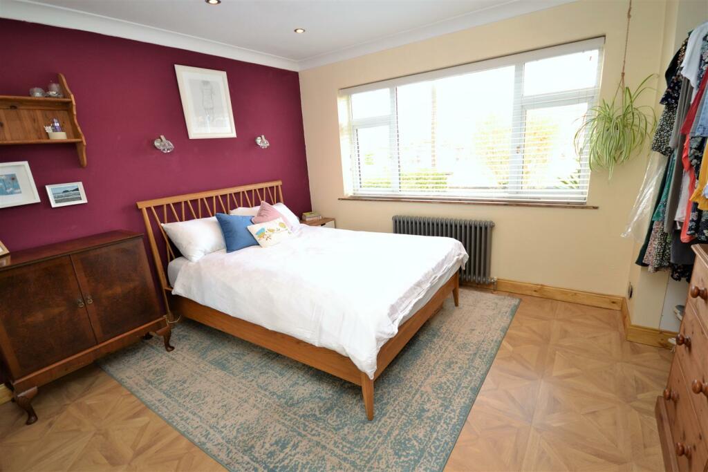 GROUND FLOOR BEDROOM ONE