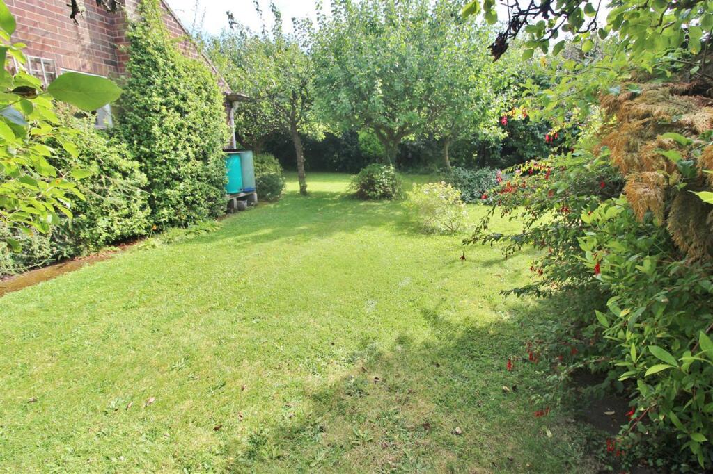 GARDENS-FURTHER