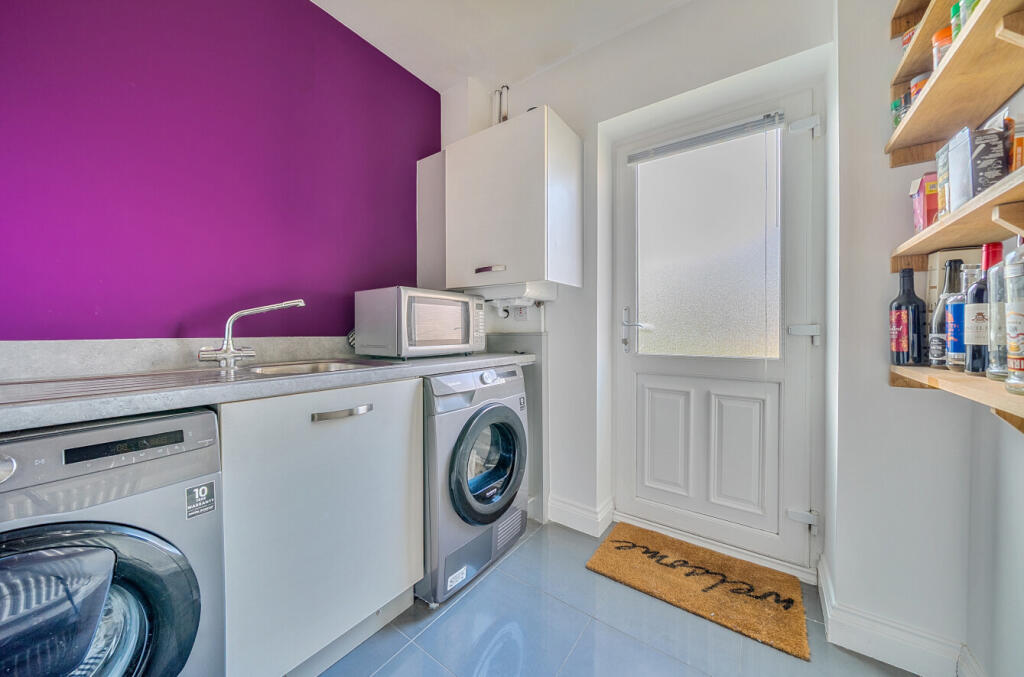 1349720-23-68c176...