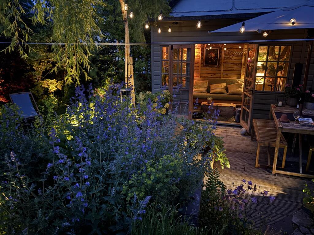 Additional Photograph