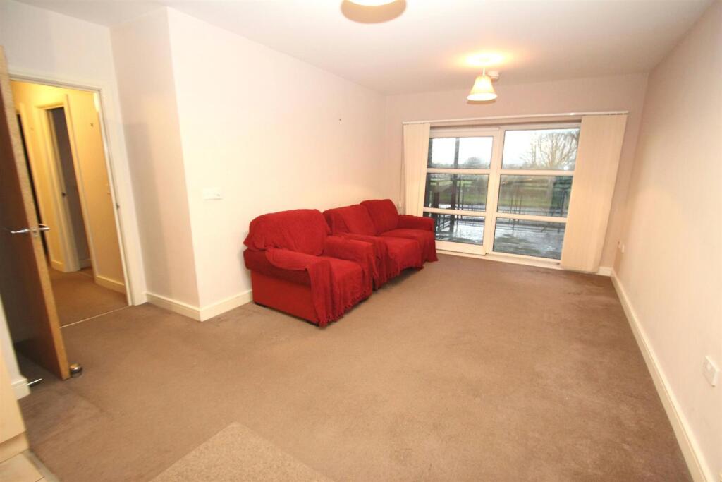 Living Area Aspect 2