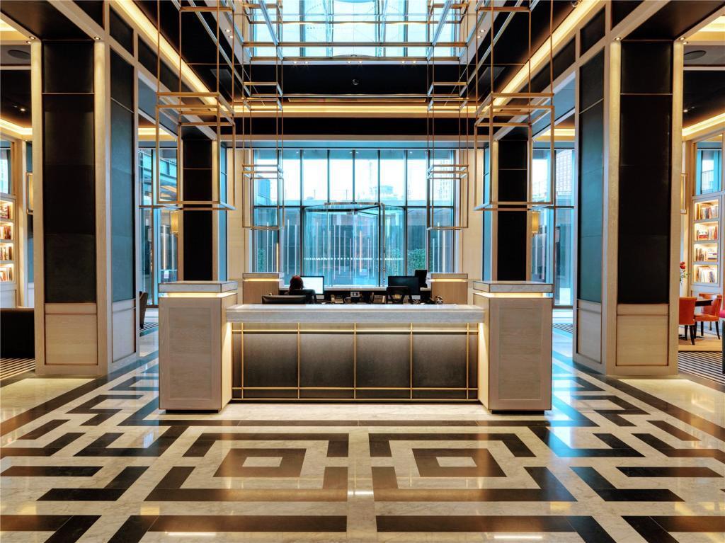 CONCIERGE LOBBY
