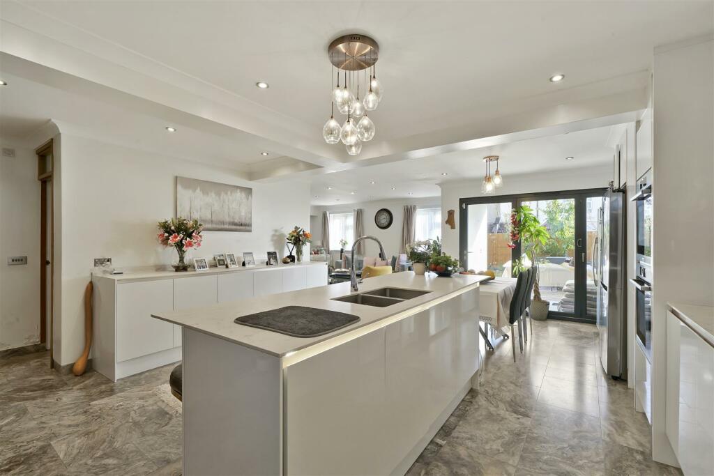 6 Dollis Hill Avenue - 4evN4qVlOVAf68IelZFg.jpg