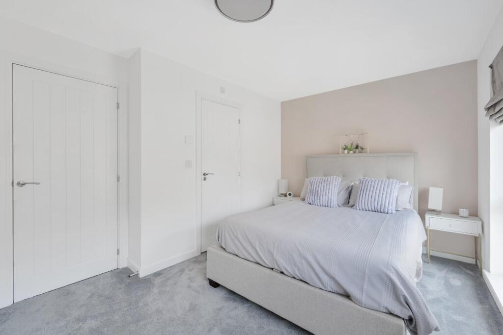 MEDORA CLOSE (8).jpg