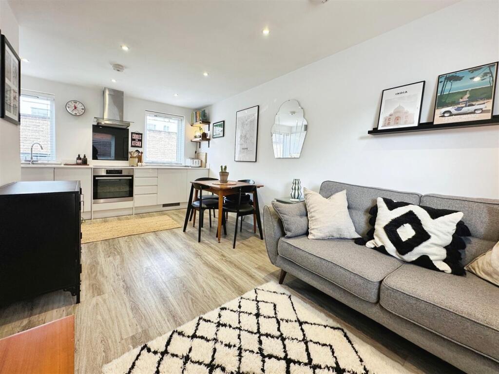 480921a0-image_picker_99C6A314-EE0F-47E0-BA23-0C7A