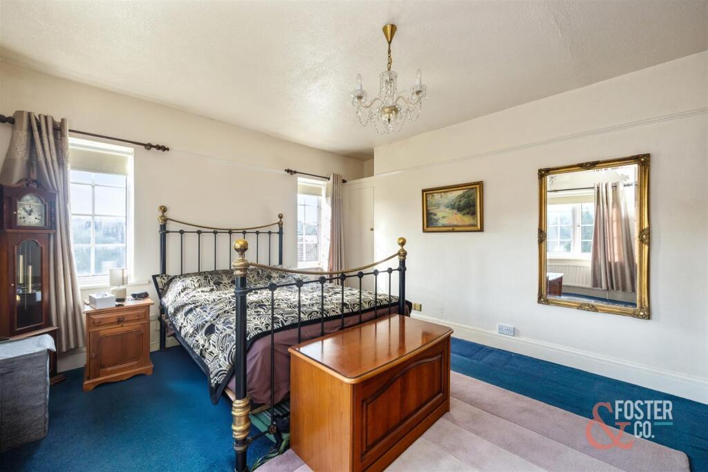 Old Mill Close, 33-006.jpg