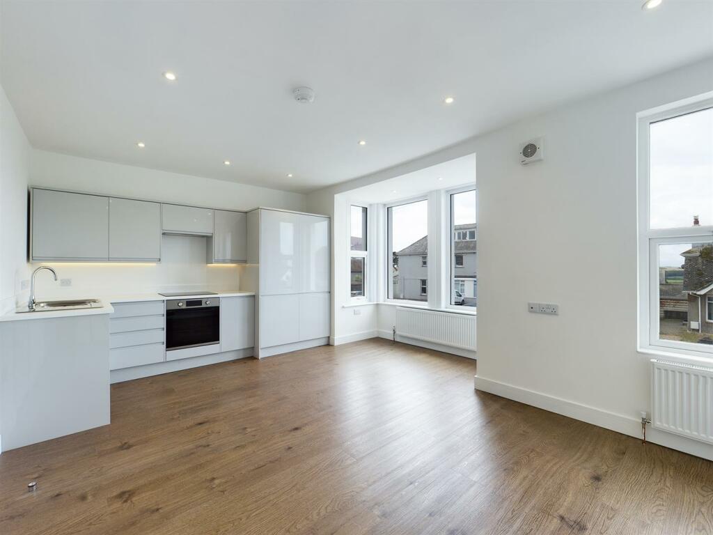 Samphire Lounge and Kitchen