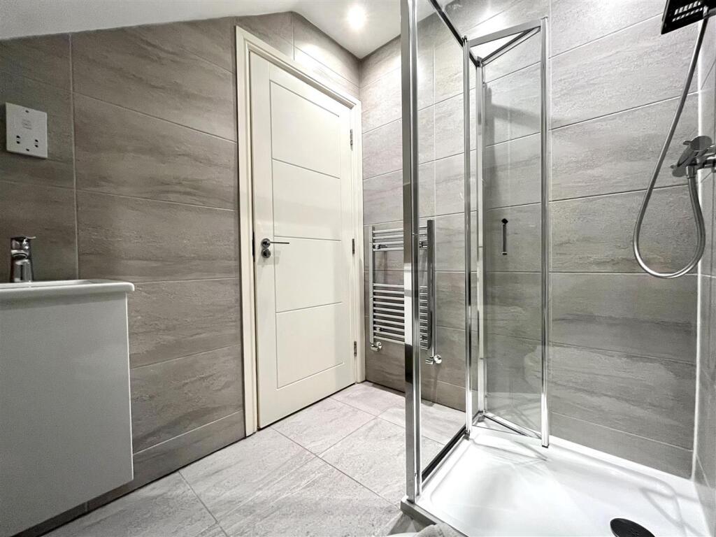 Bedroom 1 Ensuite Shower Room 2