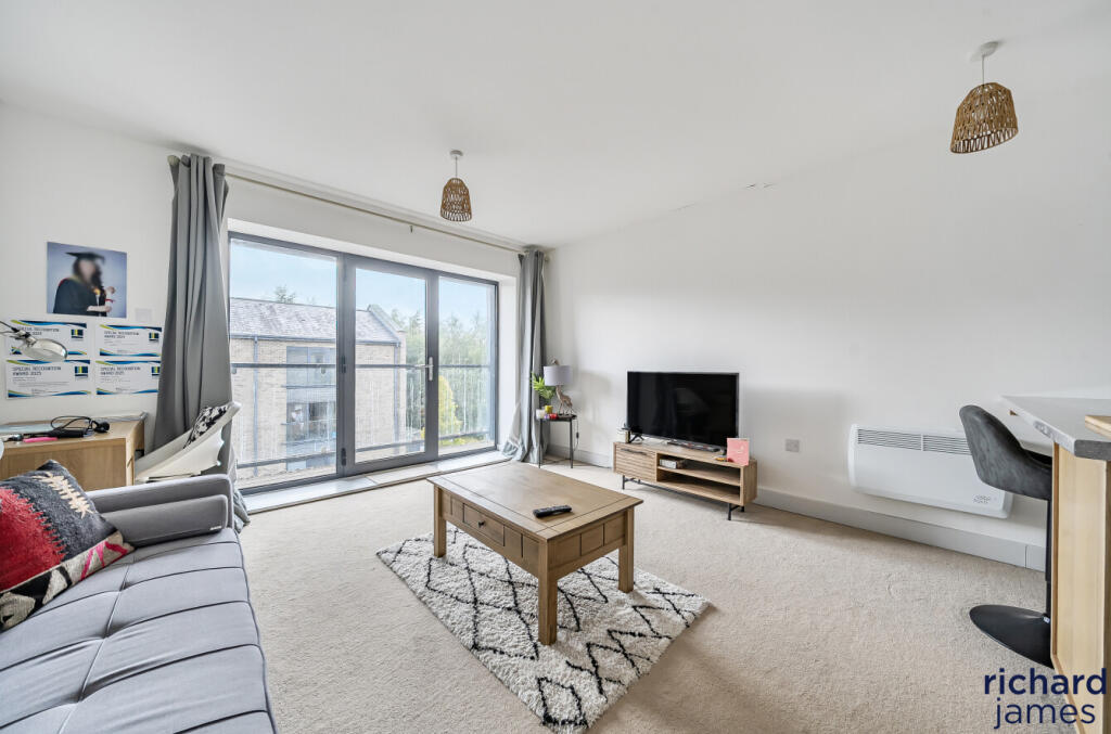 939ae3fab6ab4bc3baf1a50f48cb1403