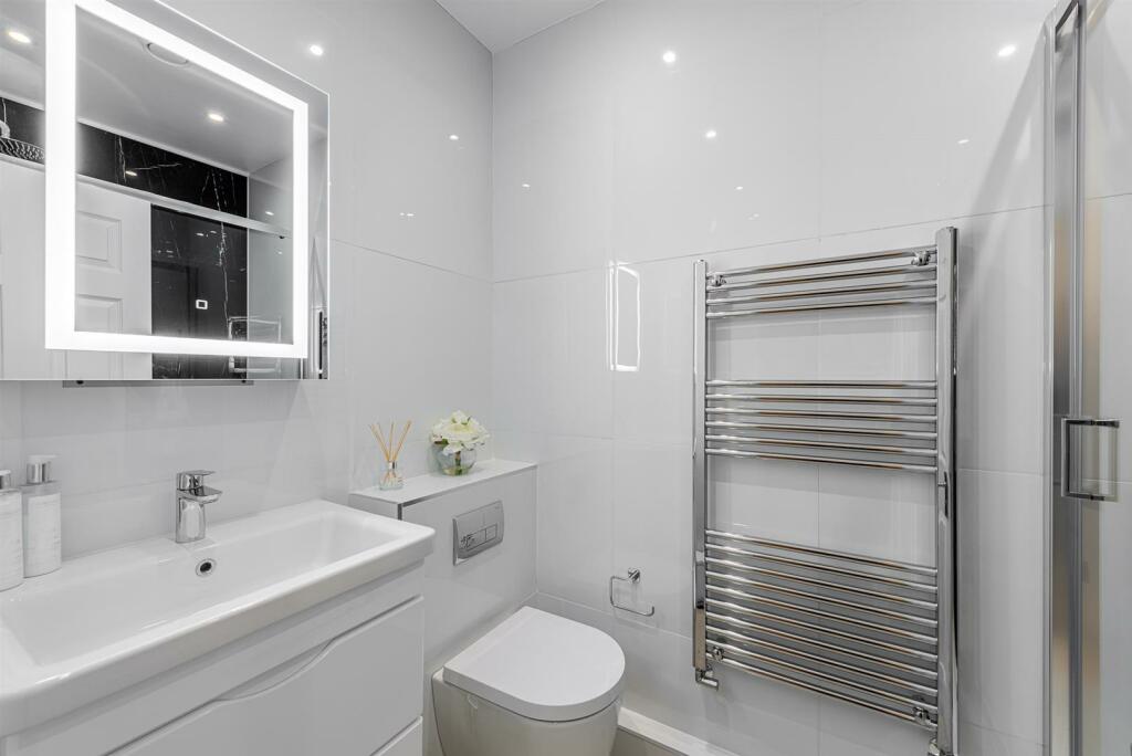 Bina Gardens 2_28-30-10-2. Low Res.jpg