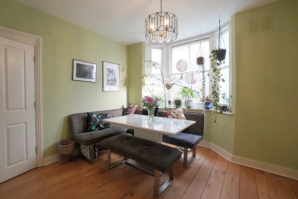 Breakfast room