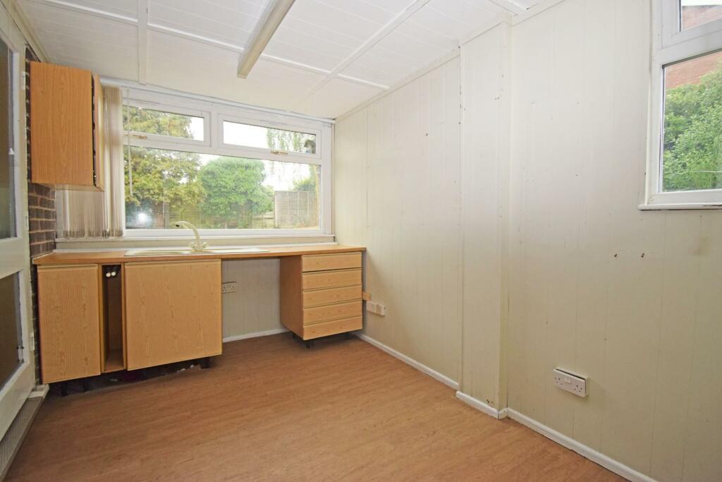 36 Leadbetter Drive, utility.jpg