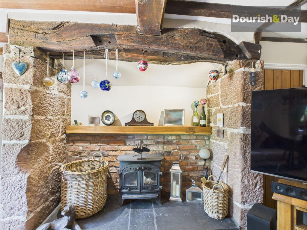 Lounge Inglenook