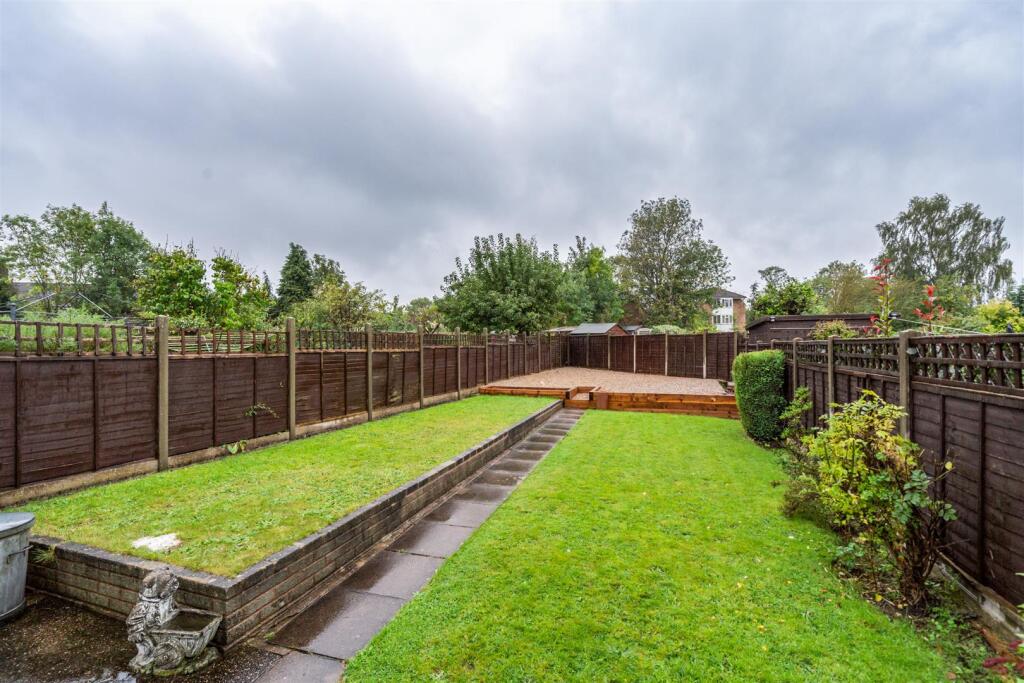 6 Hatchford Avenue-14_lo.jpg