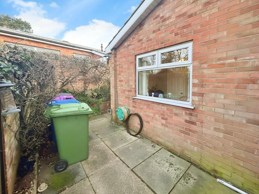 6604e577-WhatsApp...