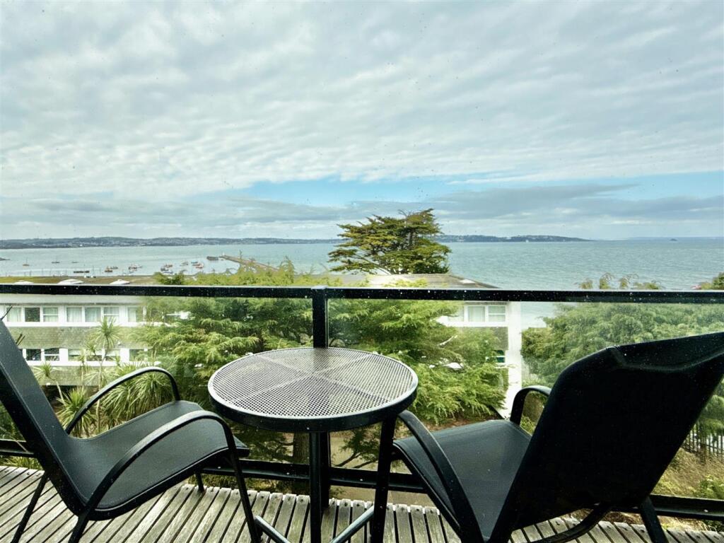 Living Room Balcony.jpeg