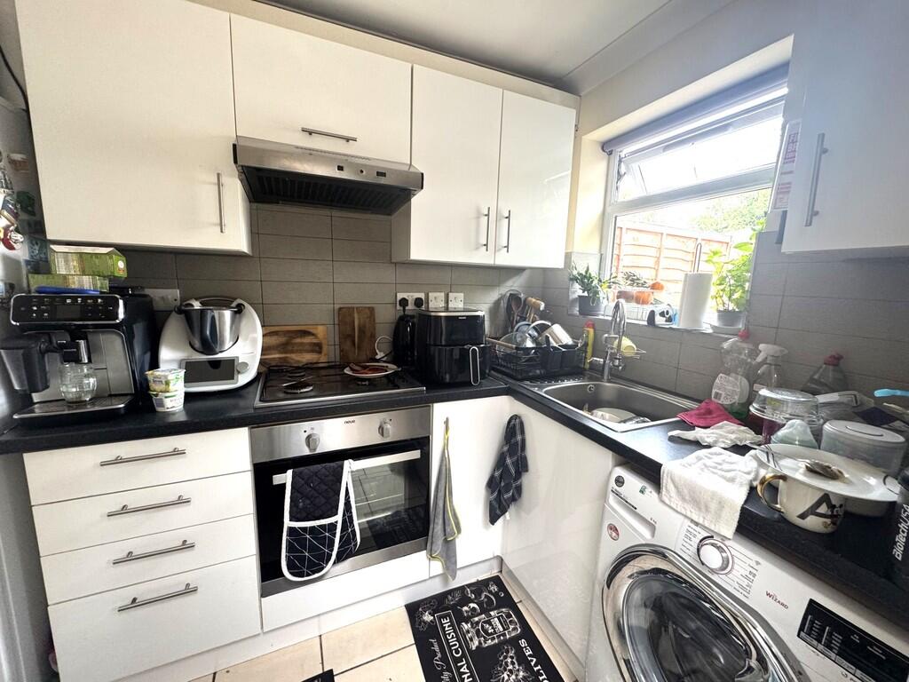 thumbnail_IMG_559...