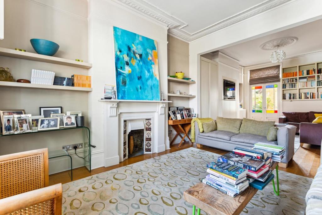 Double Reception Room