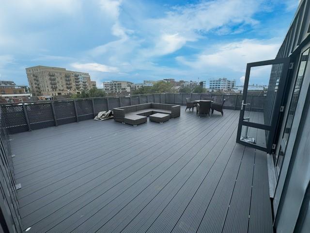 balcony pic number 2.jpg