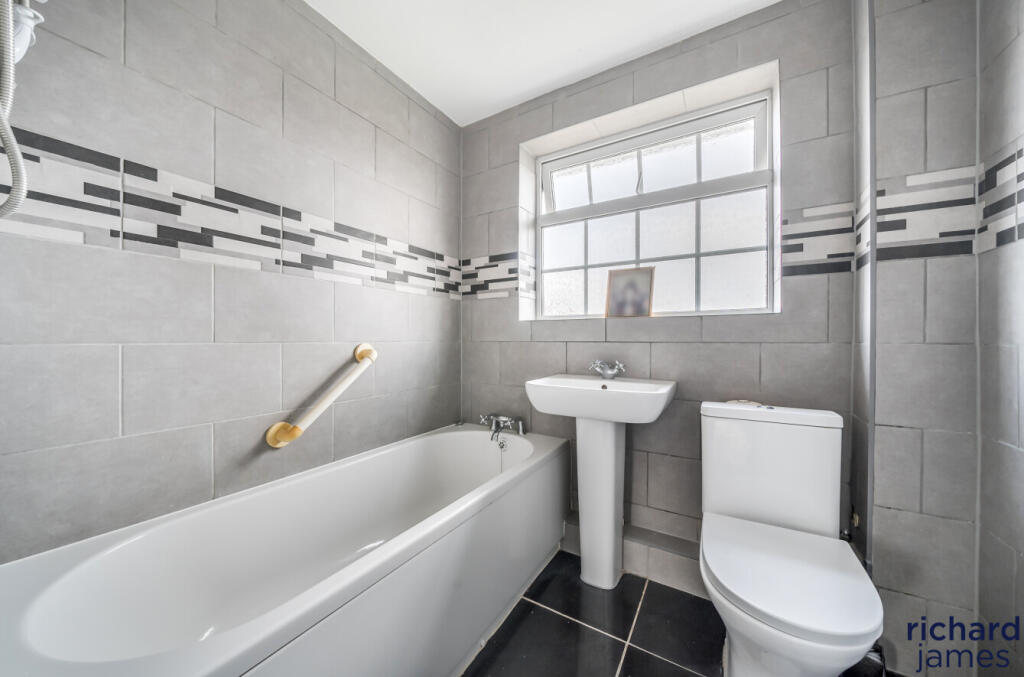 fe10451e3f594b429c90036e11e17489