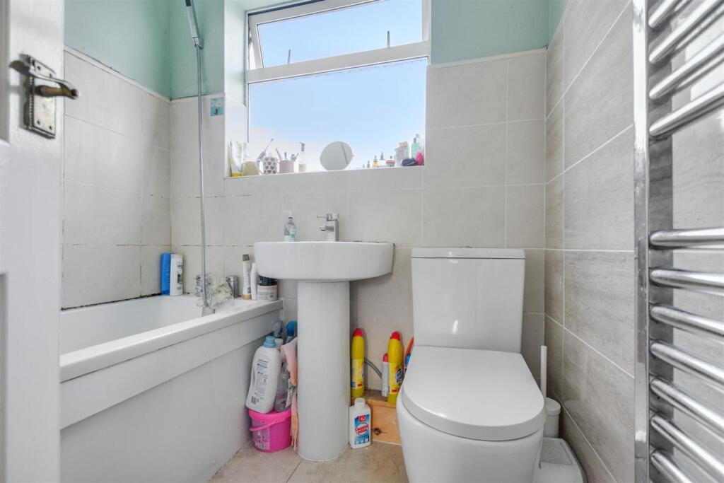 Bathroom.jpeg