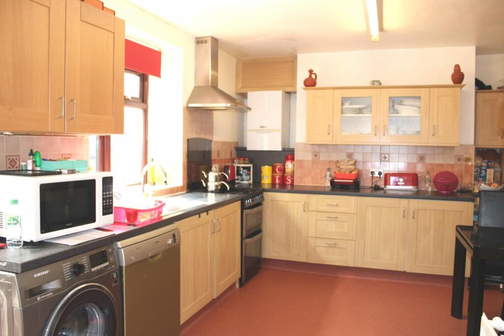 Kitchen/breakfast ro