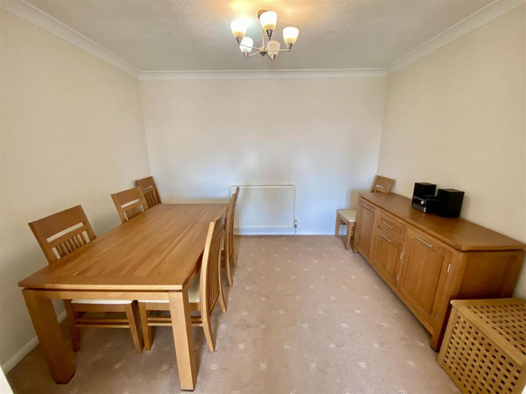 Bramleys Estate Agents - Westfields Avenue - Mirfi