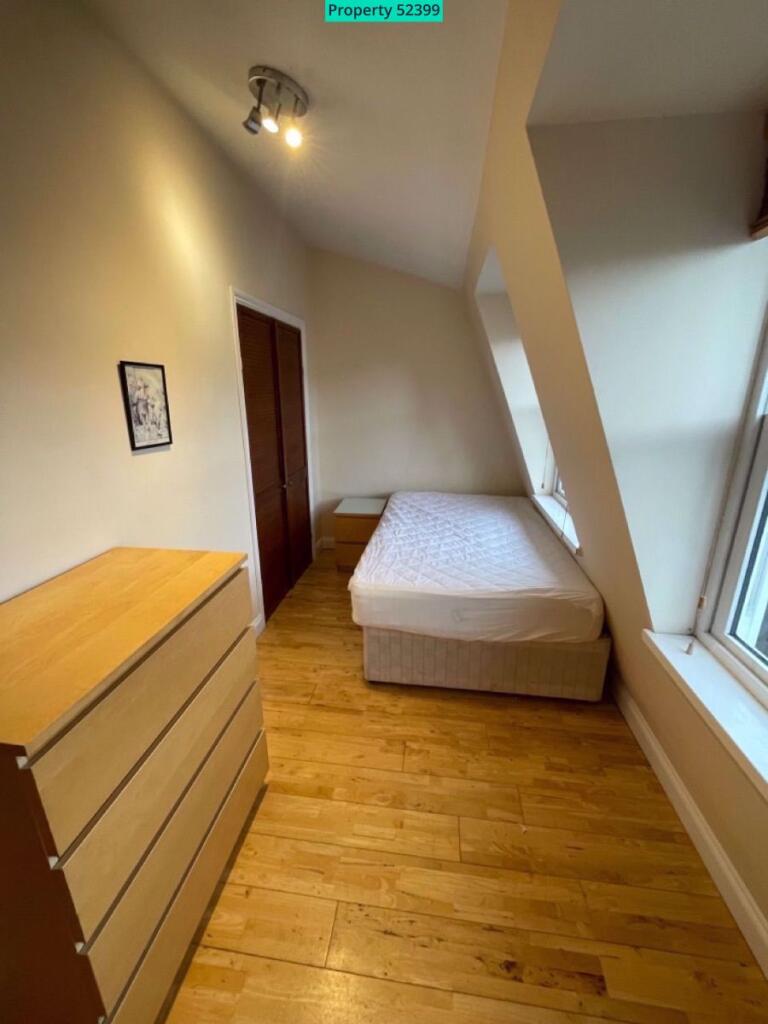Side Bedroom