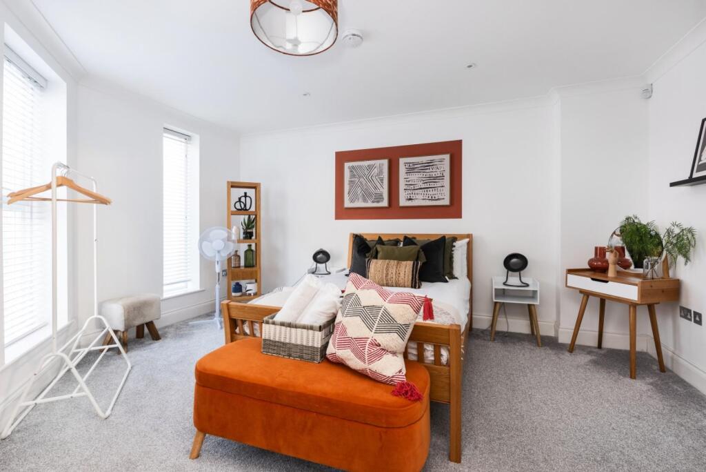 14c Monmouth Place, Bath, BA1 2AX-5.jpg