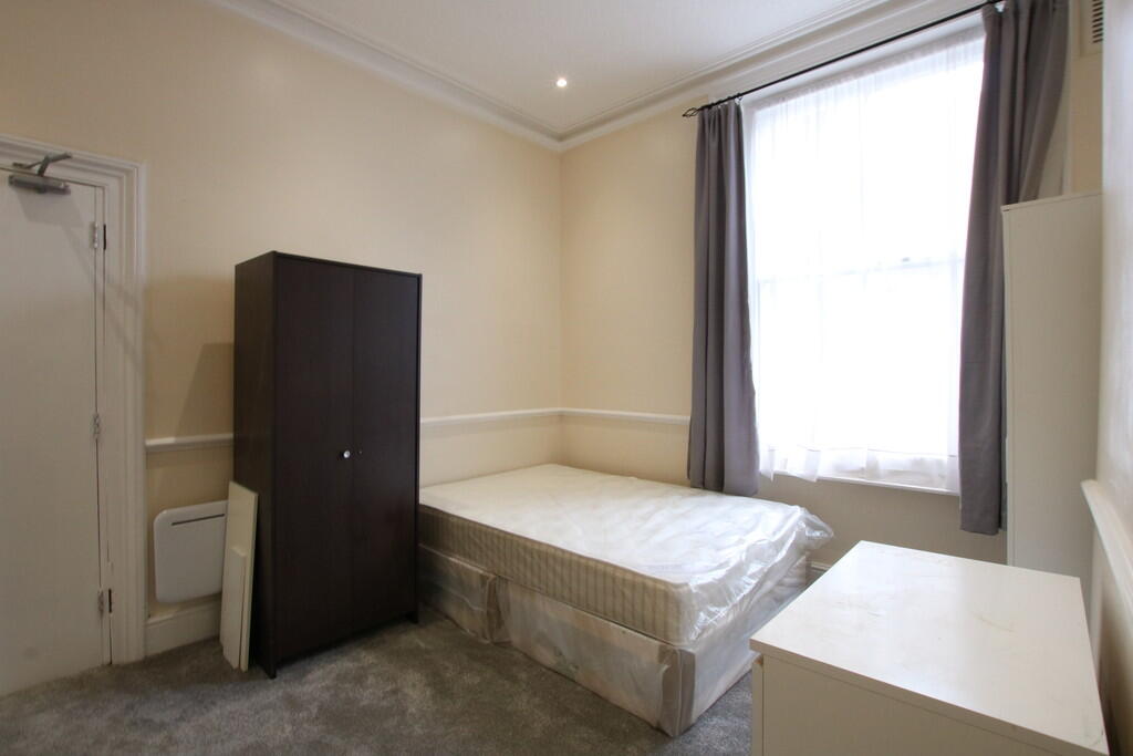 F2-Bed