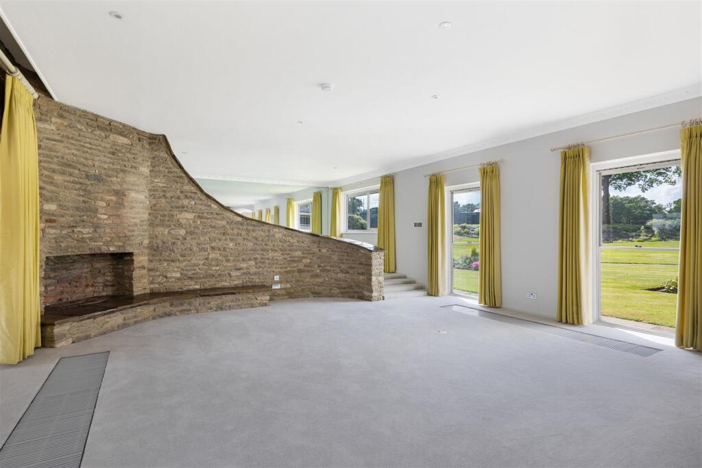 Waverley Court Farm, Monks Walk Farnham, Surrey, G