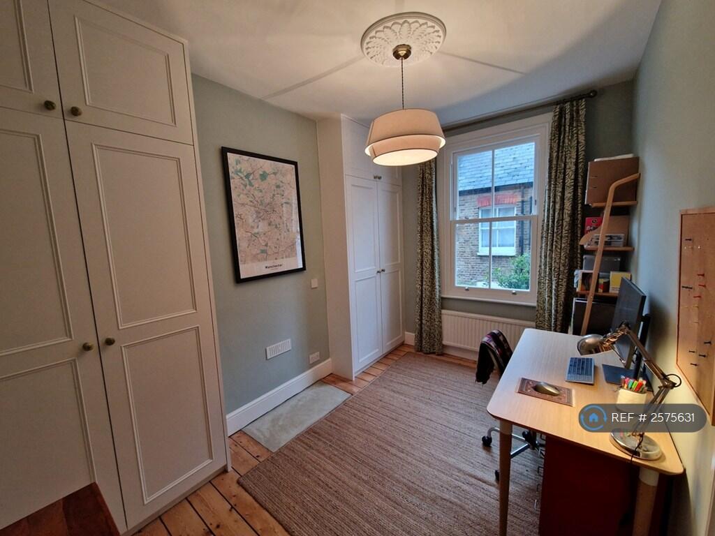 Back Bedroom/ Study