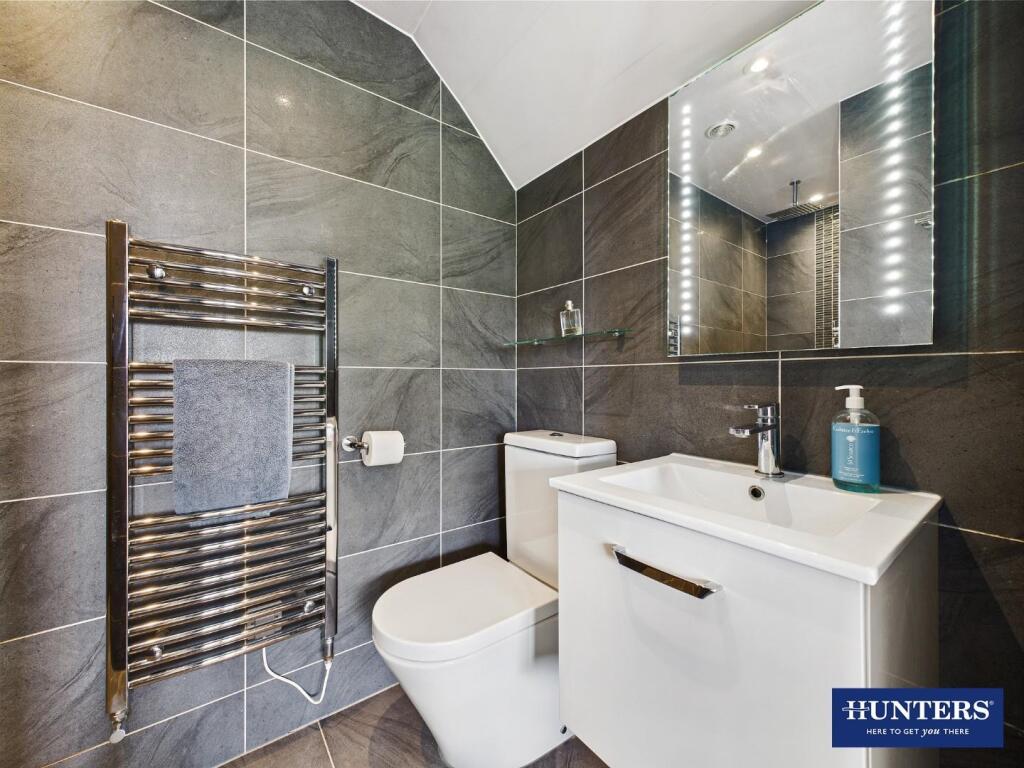 Master En-Suite