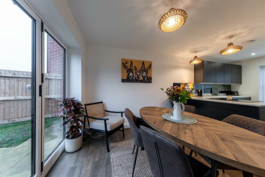 8 Mulberry Avenue-009.jpg