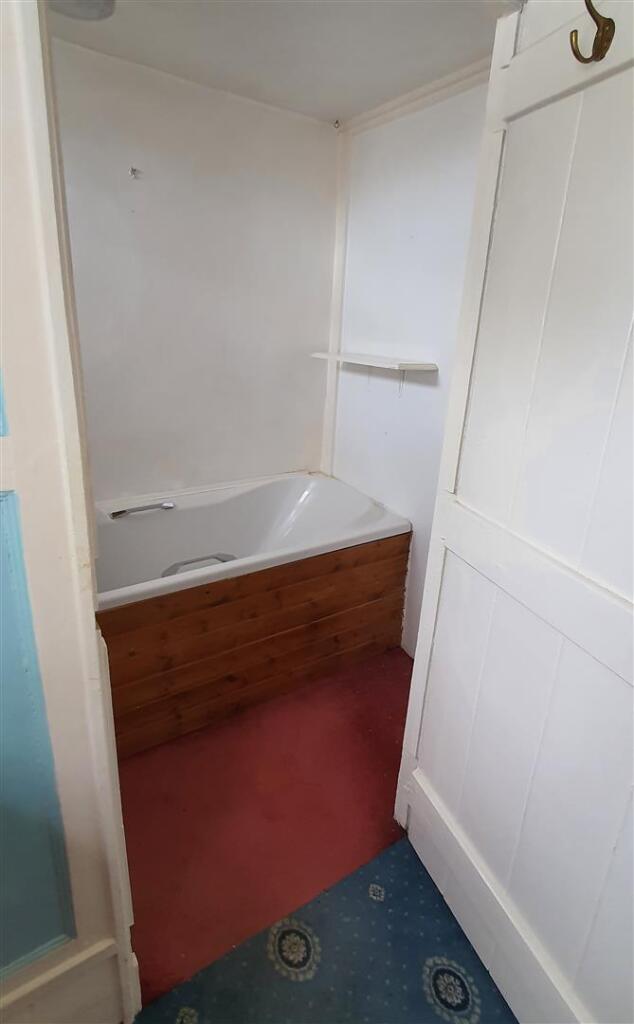 upstairs bathroom
