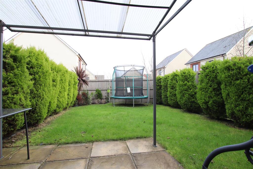 Garden and Patio.JPG
