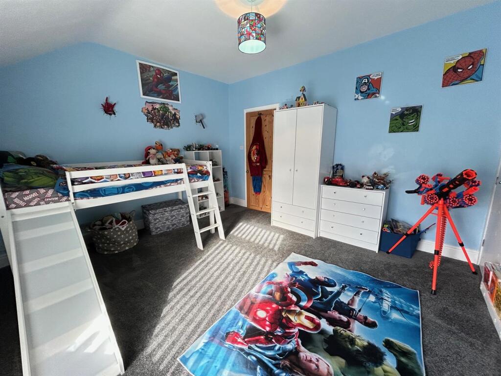 Bedroom 4 b.jpg