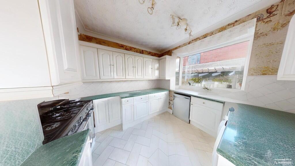 Kitchen Defurnished
