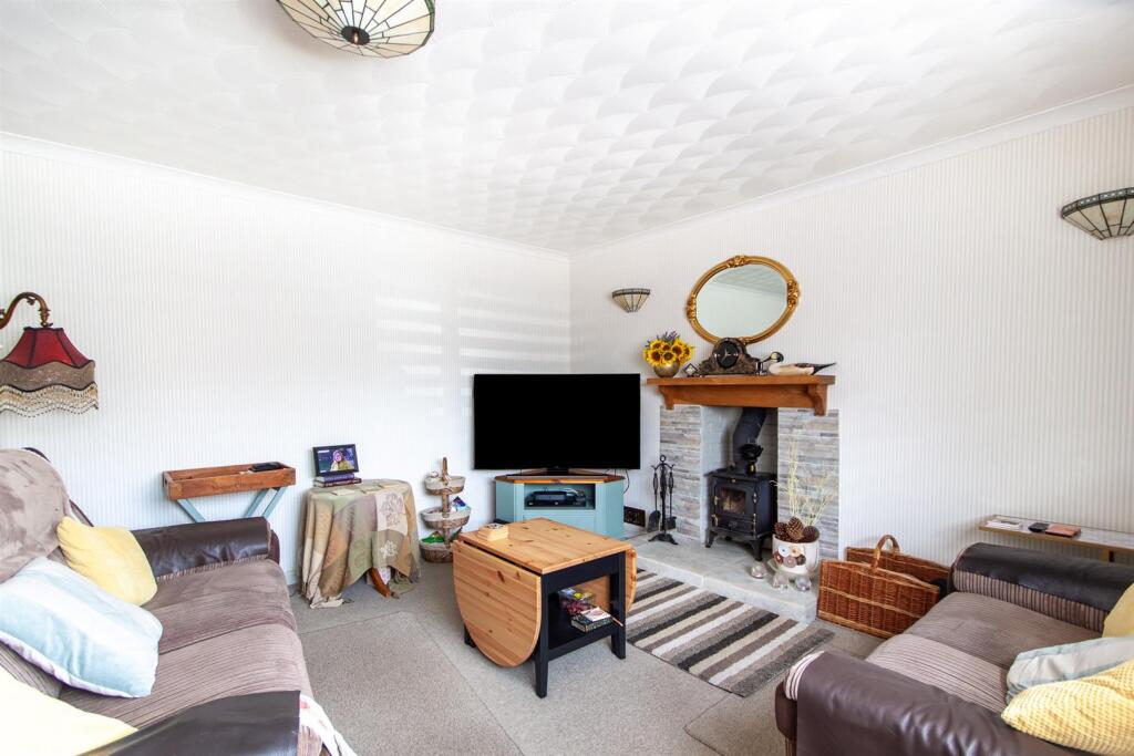 5 Rochester Close 49.jpg