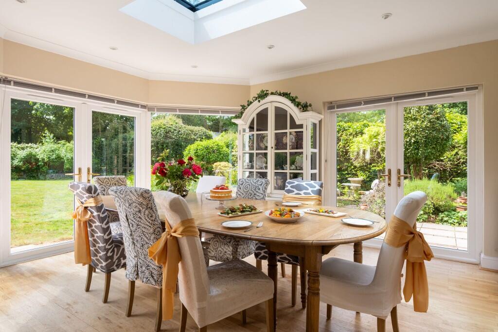 Conservatory dining