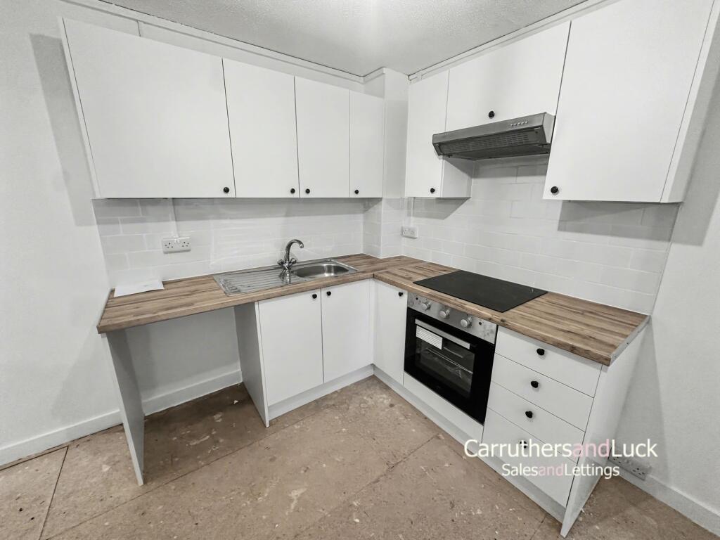Open Plan Lounge / Kitchen