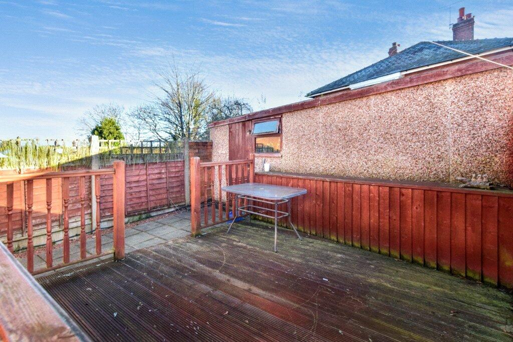 Rear Decking Area