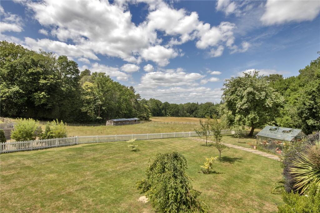 Saunders Farm Garden