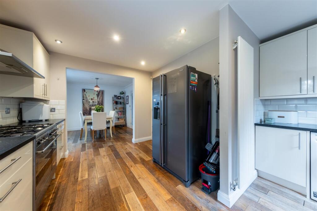 32 Waystead Close-004.jpg