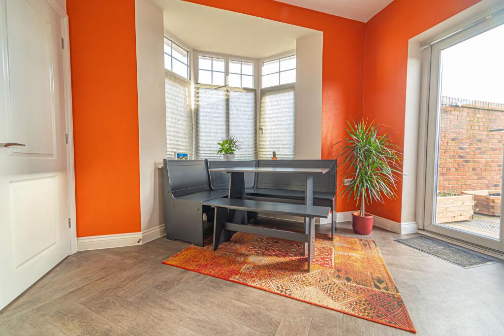 Kitchen/Dinning Room